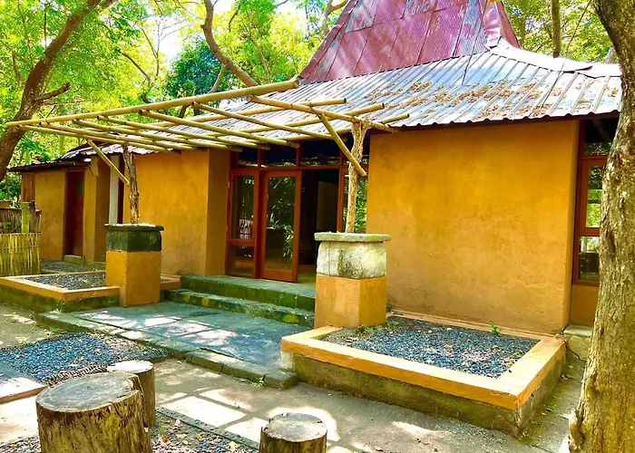 Resort Nusabay Menjangan 4*